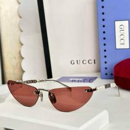 Picture of Gucci Sunglasses _SKUfw79338171fw